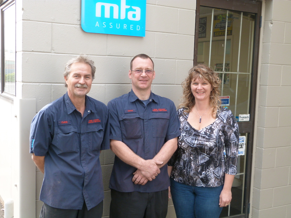 A picture of the team at mike car vehicle servicing in west auckand